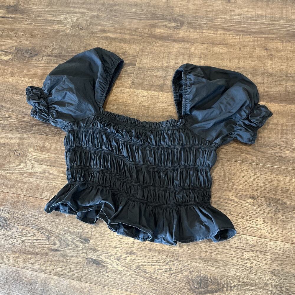 Black Bubble Sleeve Smocked Crop Top/ Medium/ Cotton